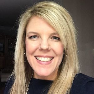 Meet your Posher, Holly